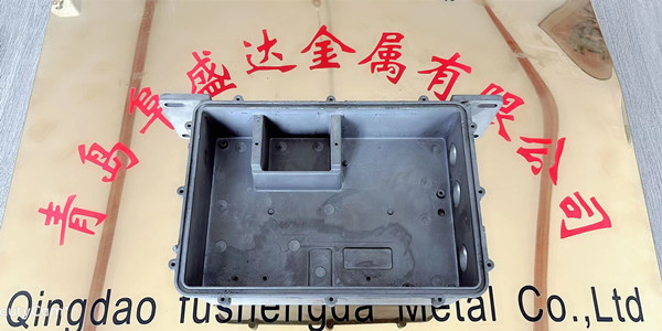 新能源汽車充（chōng）電器散熱器（qì）